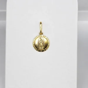 Medalla Virgen de Guadalupe Baño de Oro